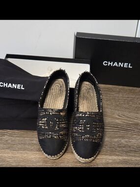 CHANEL Black & Gold Espadrille Flats